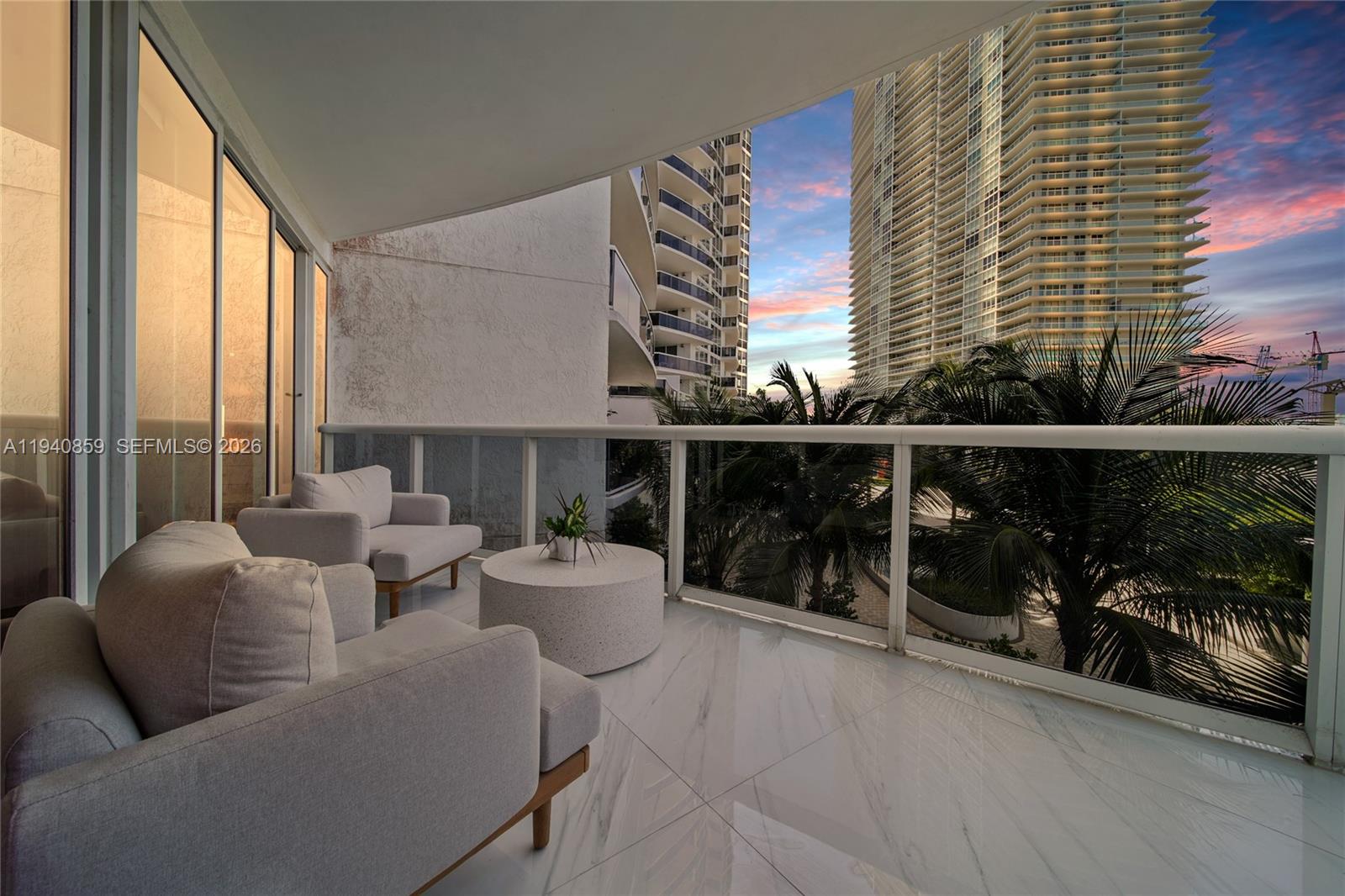 400 Alton Rd #409 Miami Beach, FL 33139