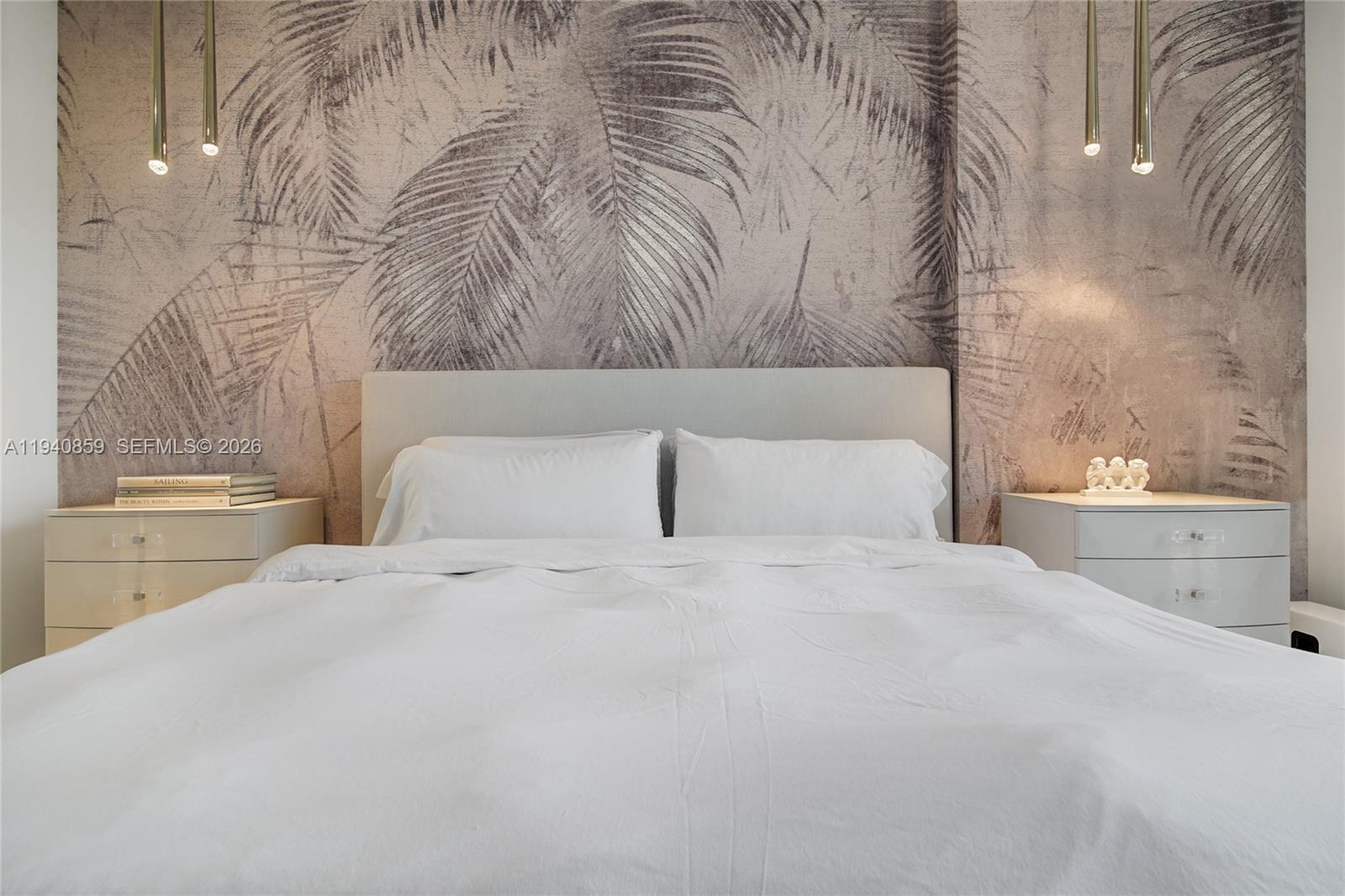 400 Alton Rd #409 Miami Beach, FL 33139