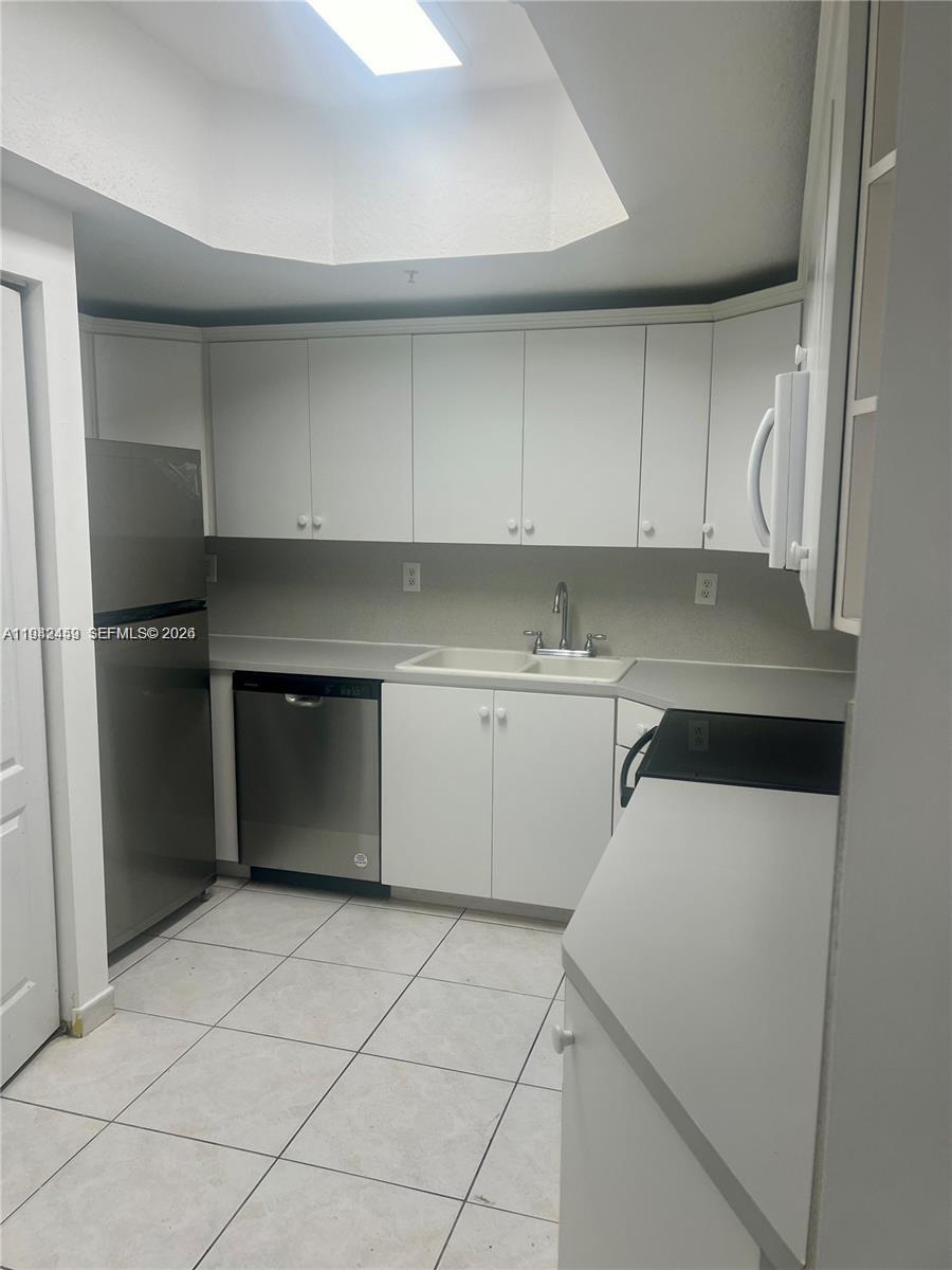 17405 NW 75th Pl #108 Hialeah, FL 33015