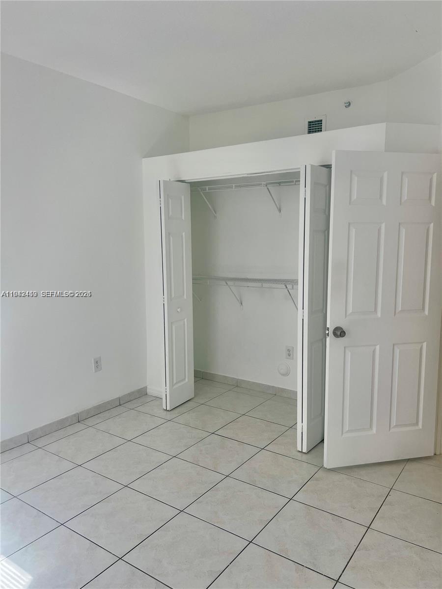 17405 NW 75th Pl #108 Hialeah, FL 33015