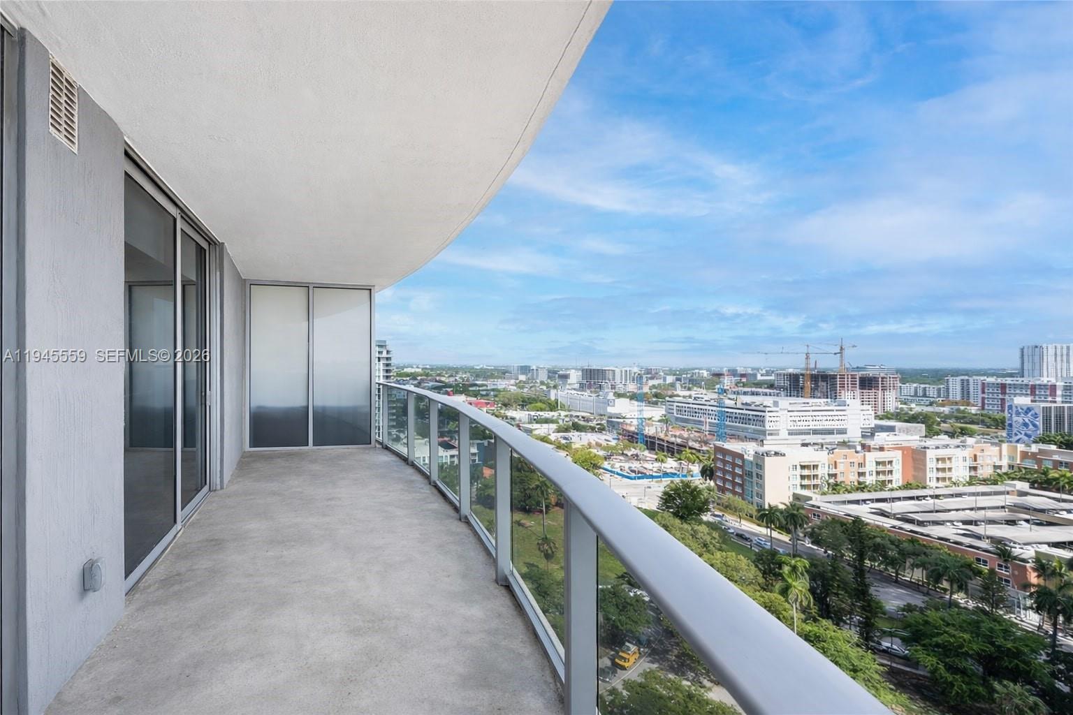 image Aria On The Bay Condo8