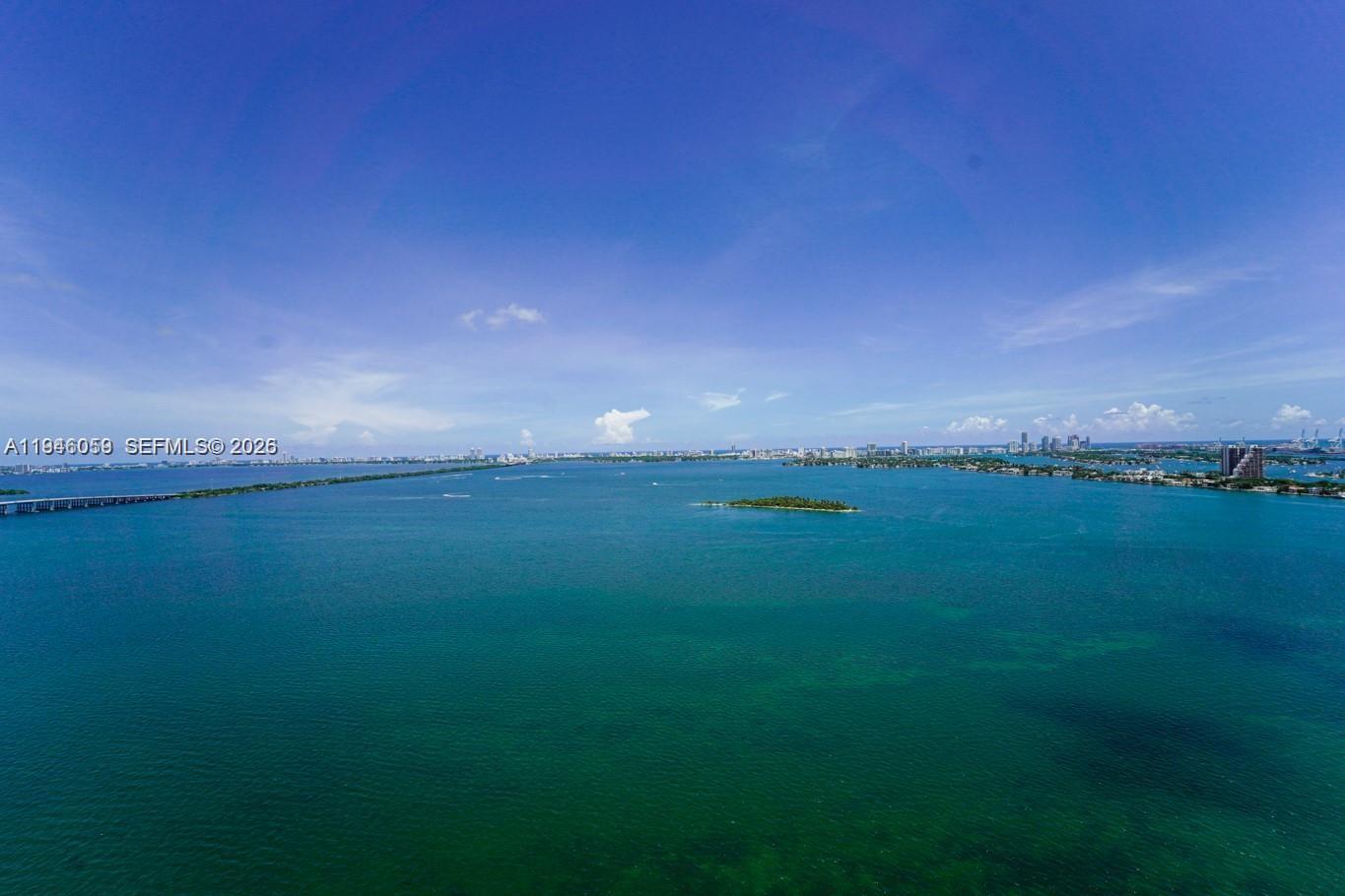 700 NE 24th St #2904