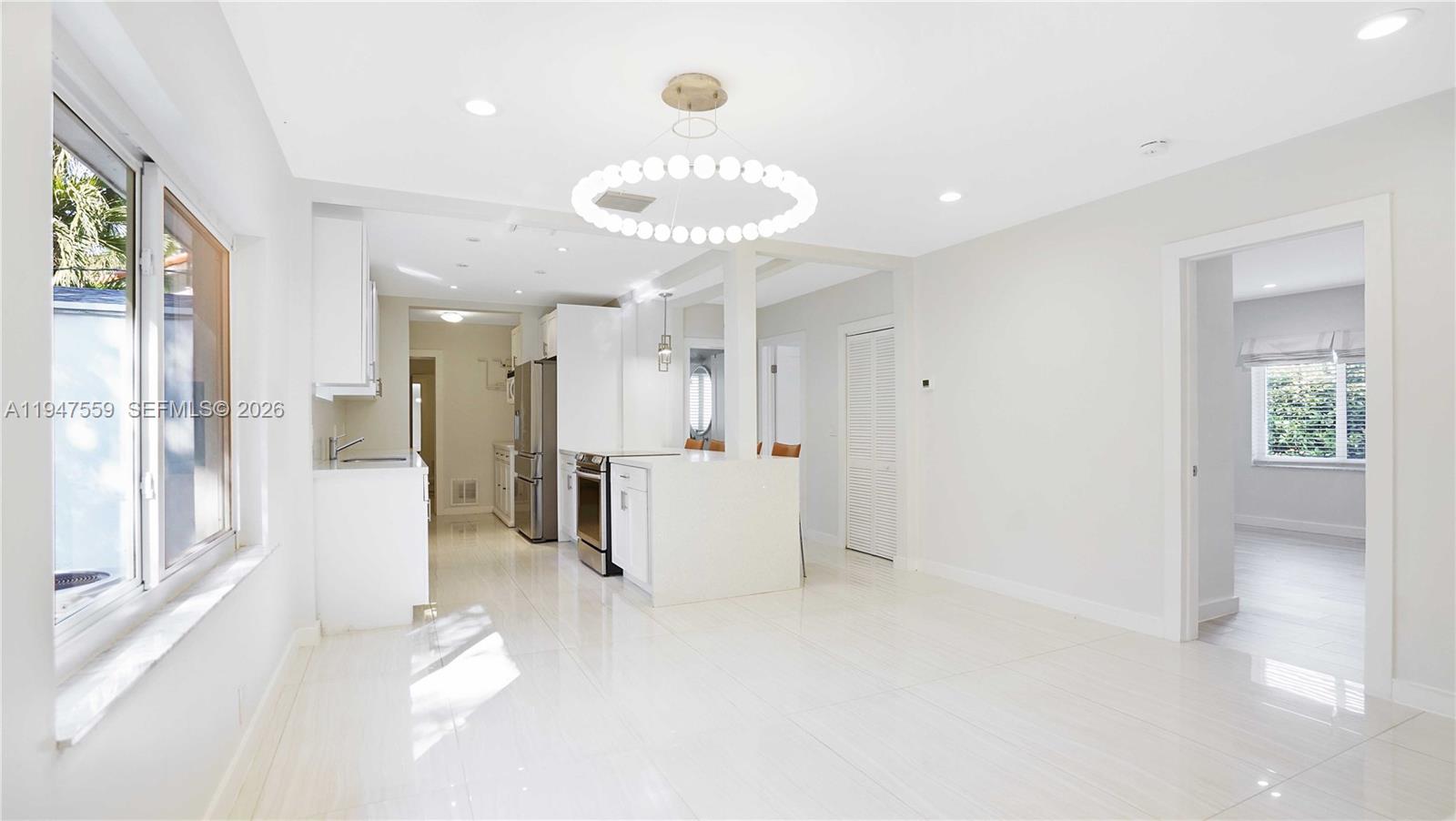 7710 Beachview Dr North Bay Village, FL 33141