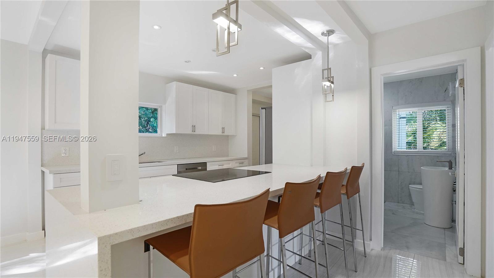 7710 Beachview Dr North Bay Village, FL 33141