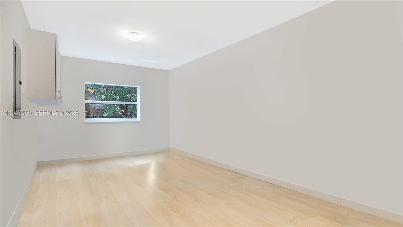 7710 Beachview Dr North Bay Village, FL 33141