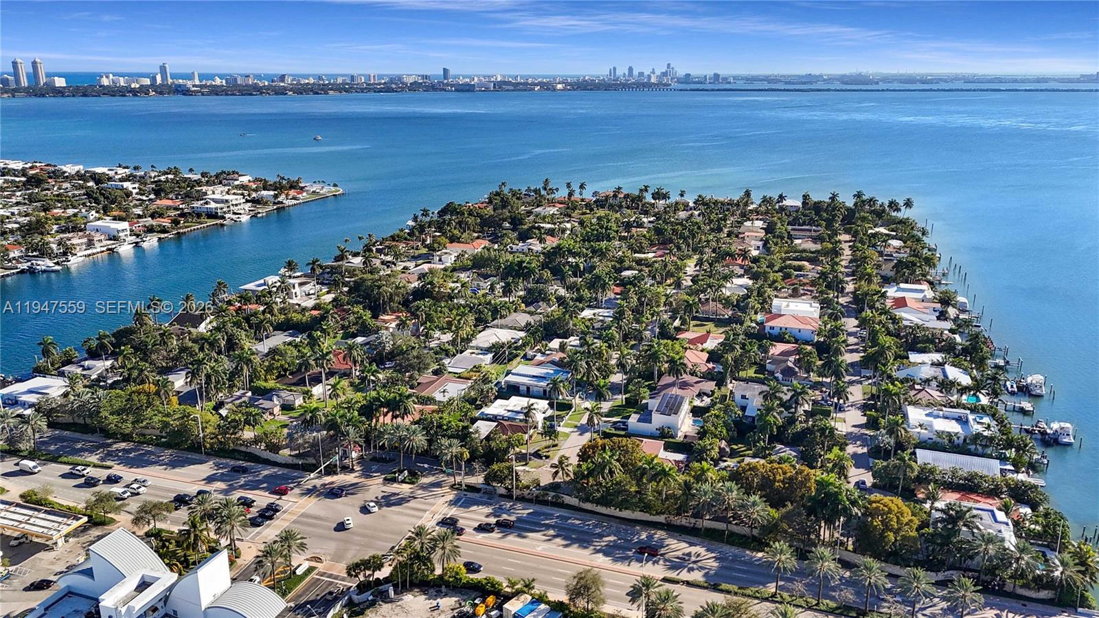 7710 Beachview Dr North Bay Village, FL 33141