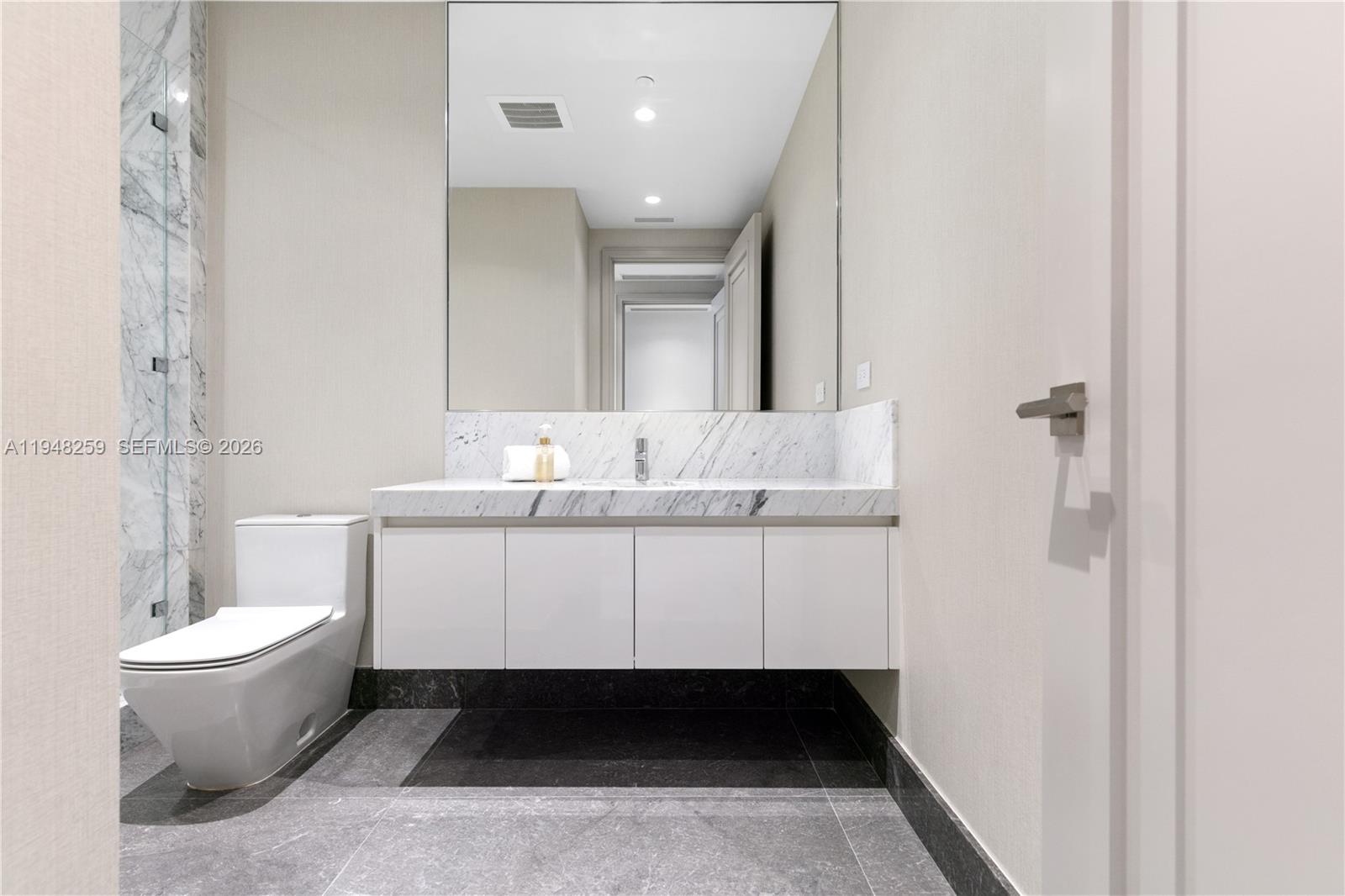 17901 Collins Ave #703 Sunny Isles Beach, FL 33160