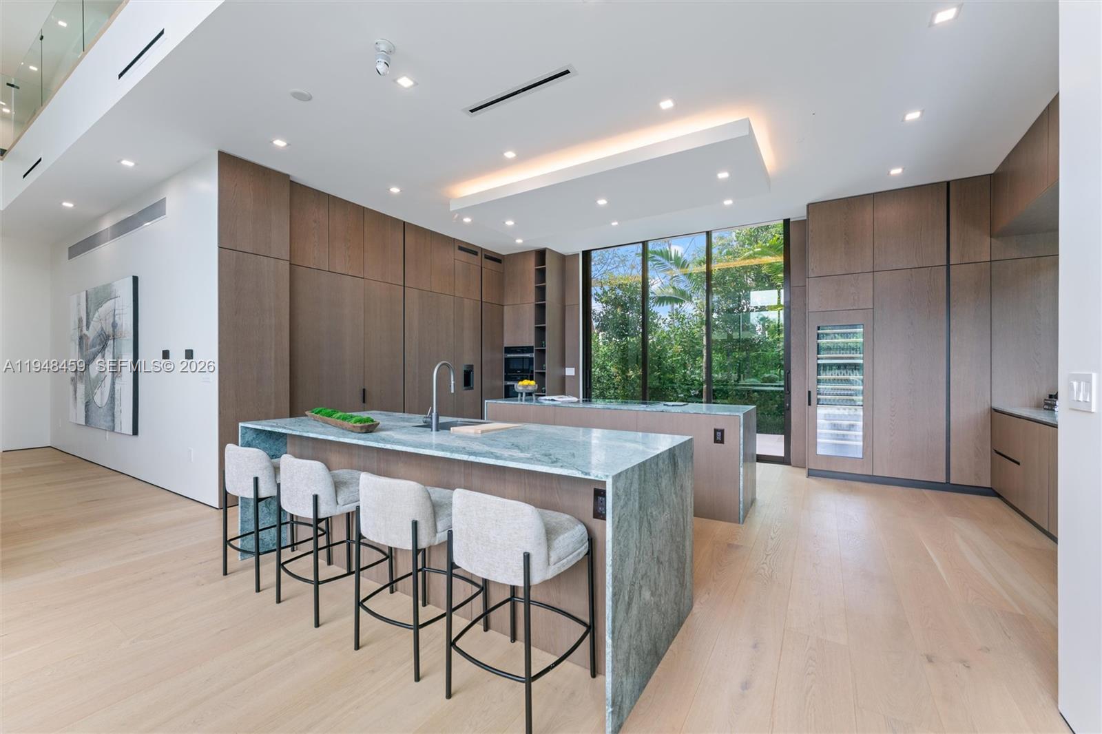 5845 SW 130th Ter Pinecrest, FL 33156