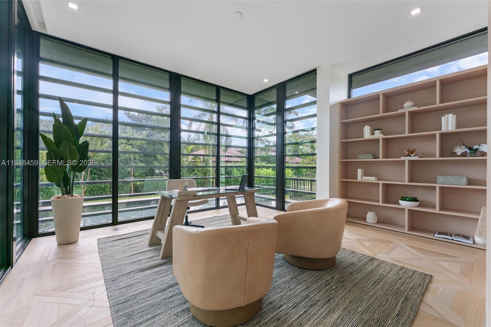 5845 SW 130th Ter Pinecrest, FL 33156