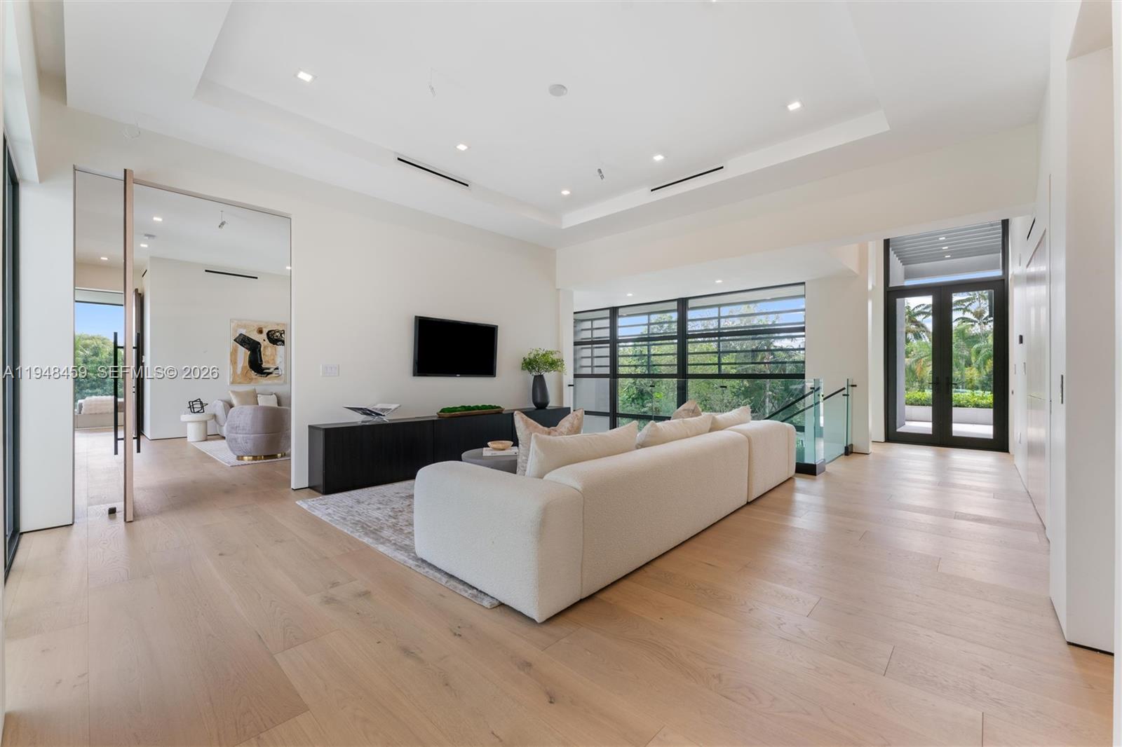 5845 SW 130th Ter Pinecrest, FL 33156