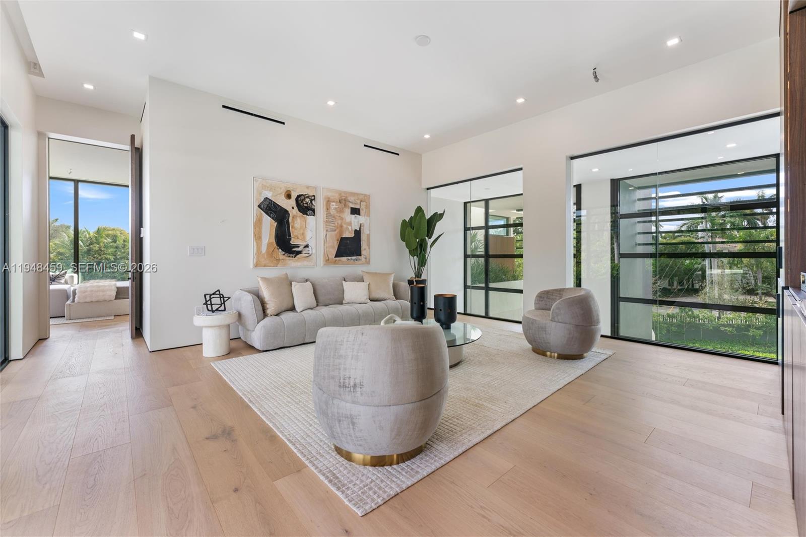 5845 SW 130th Ter Pinecrest, FL 33156