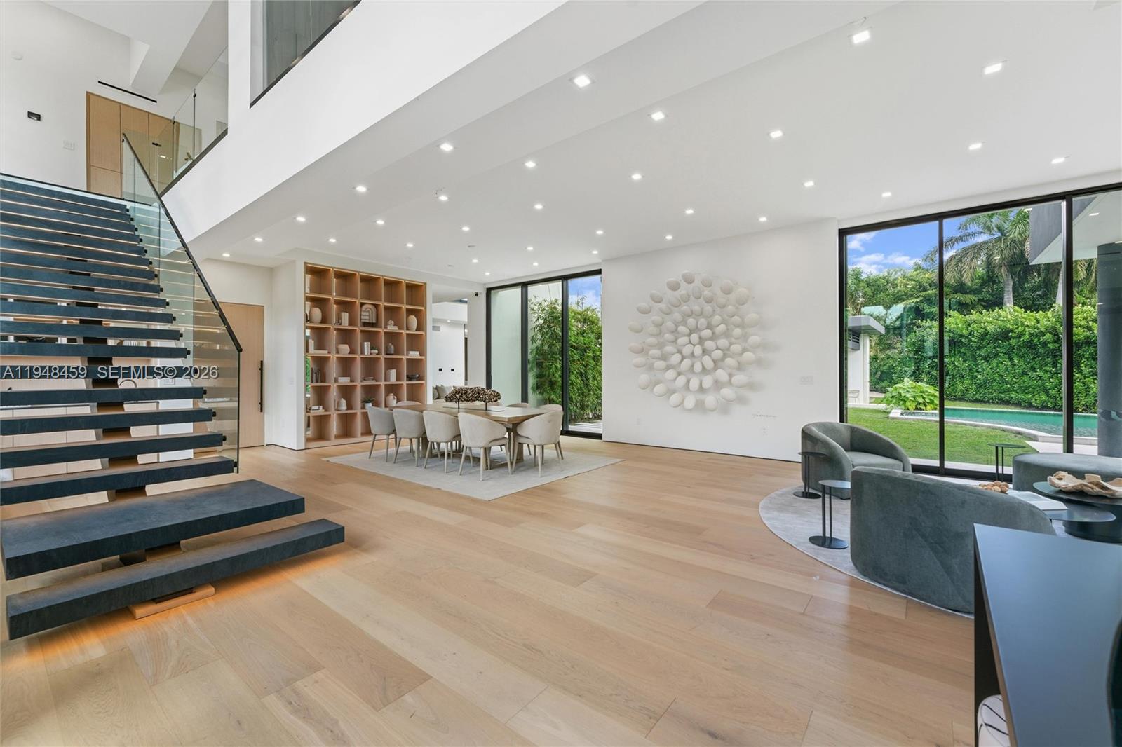 5845 SW 130th Ter Pinecrest, FL 33156