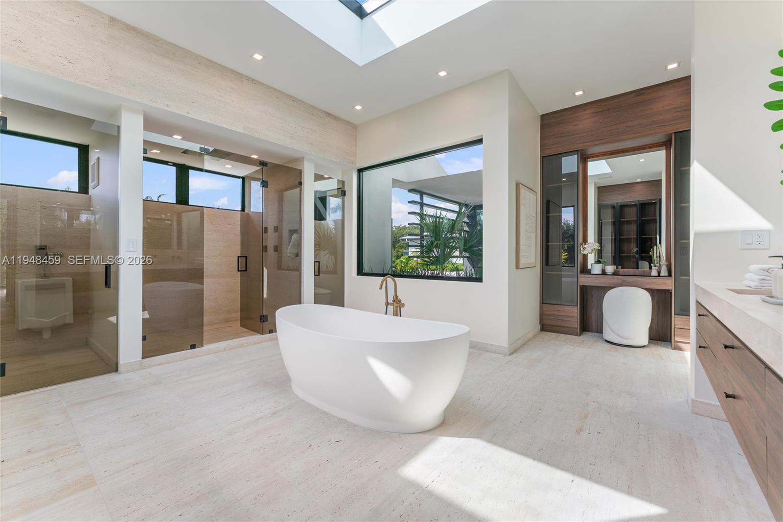 5845 SW 130th Ter Pinecrest, FL 33156