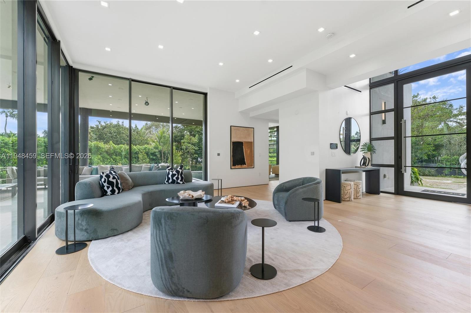 5845 SW 130th Ter Pinecrest, FL 33156