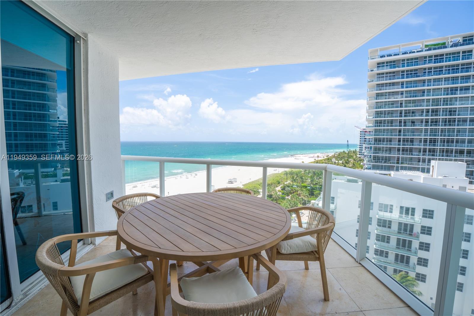 3801 Collins Ave #1105 Miami Beach, FL 33140