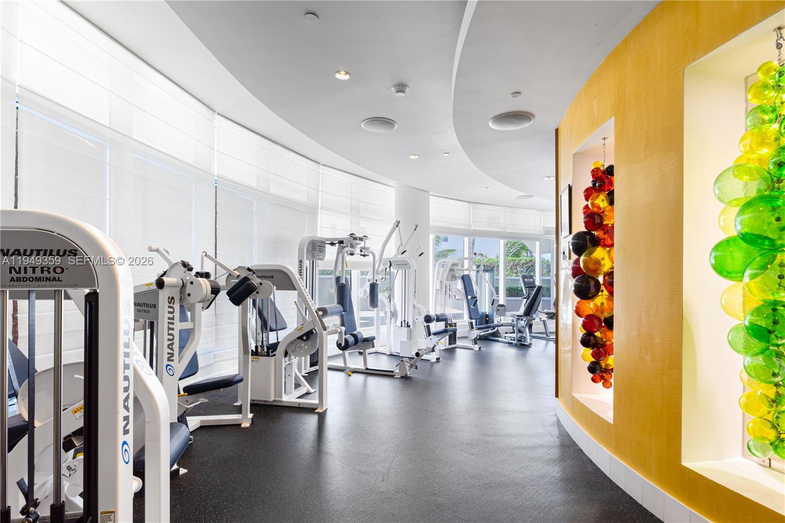 3801 Collins Ave #1105 Miami Beach, FL 33140