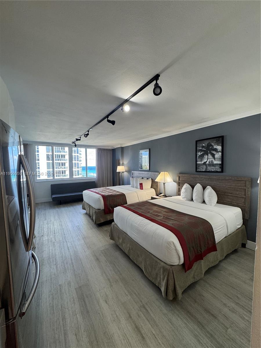 19201 Collins Ave #1018 Sunny Isles Beach, FL 33160