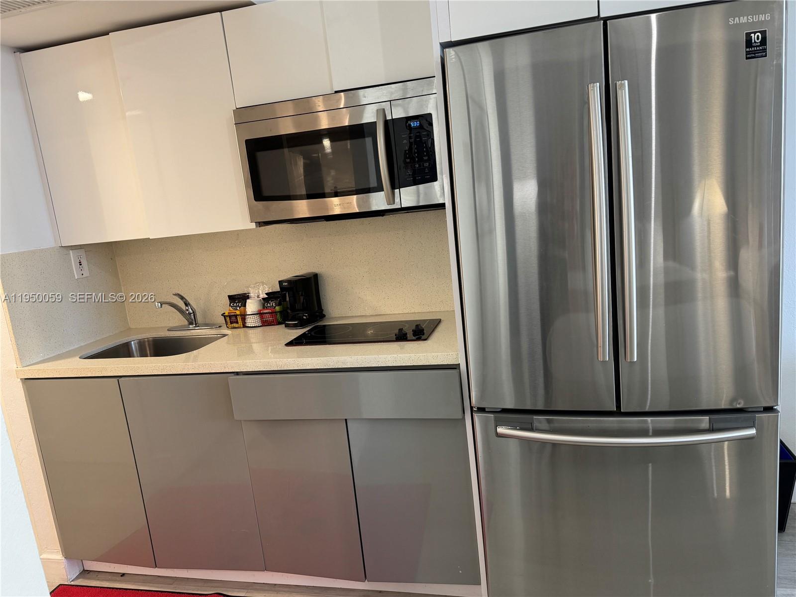 19201 Collins Ave #1018 Sunny Isles Beach, FL 33160