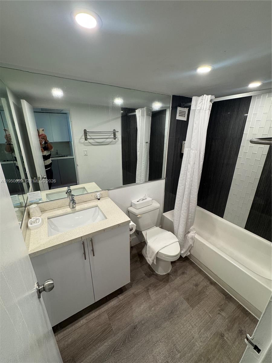 19201 Collins Ave #1018 Sunny Isles Beach, FL 33160