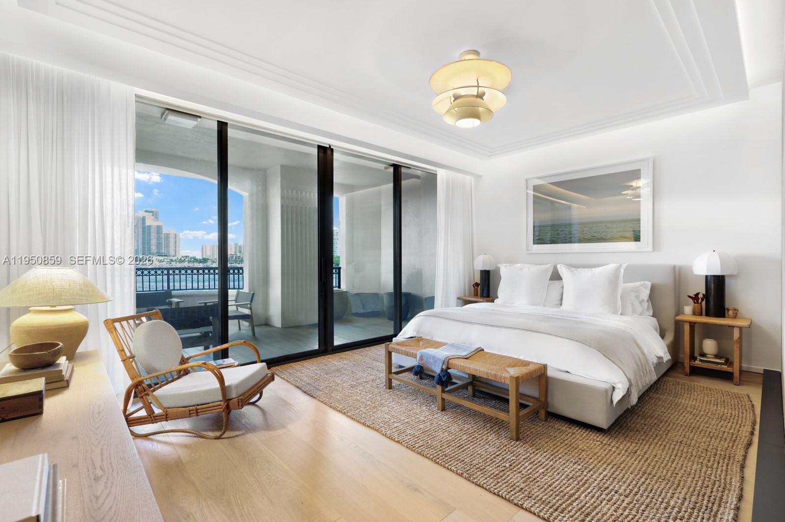 6800 Fisher Is Dr #6822 Miami Beach, FL 33109