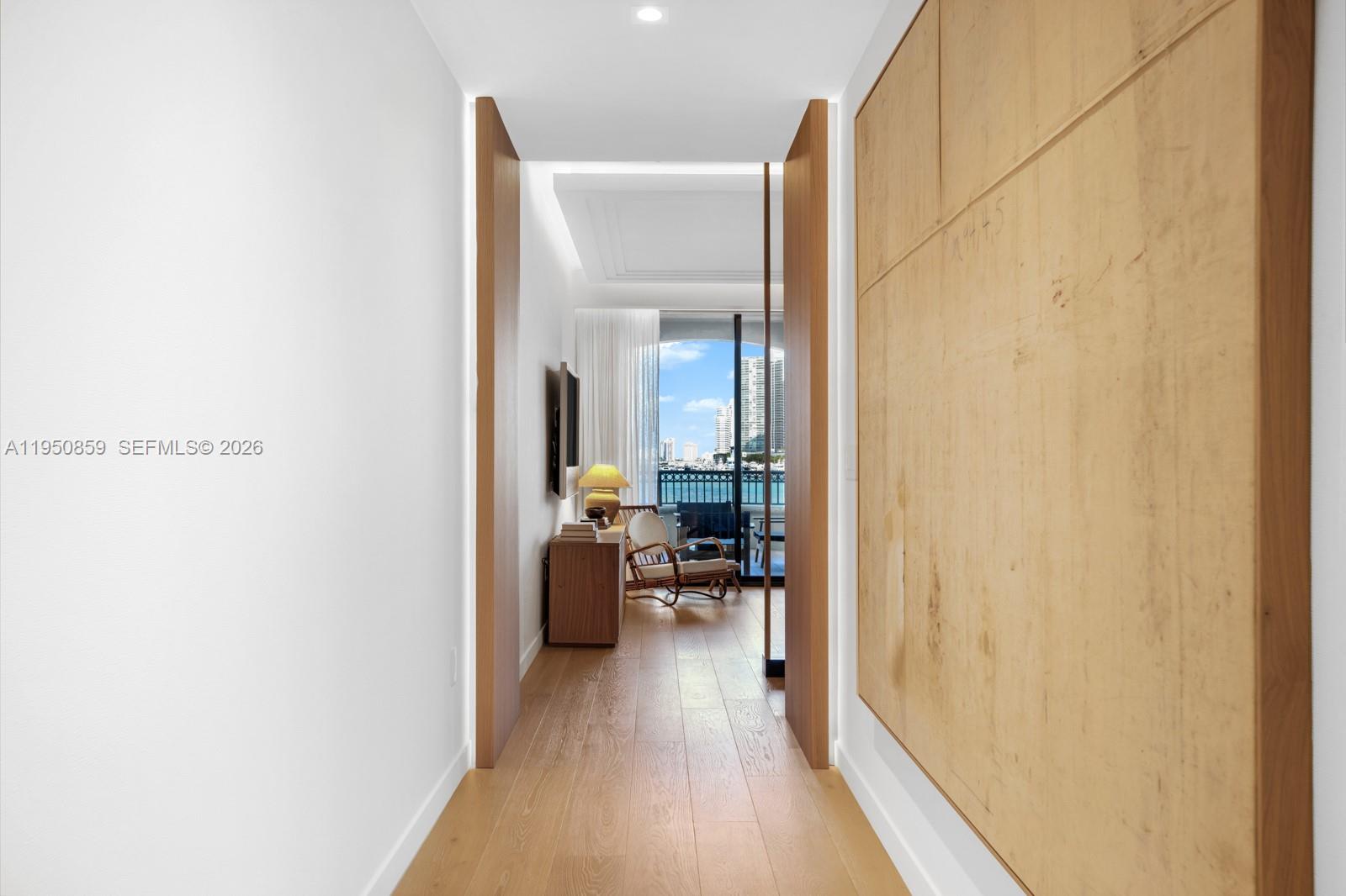 6800 Fisher Is Dr #6822 Miami Beach, FL 33109