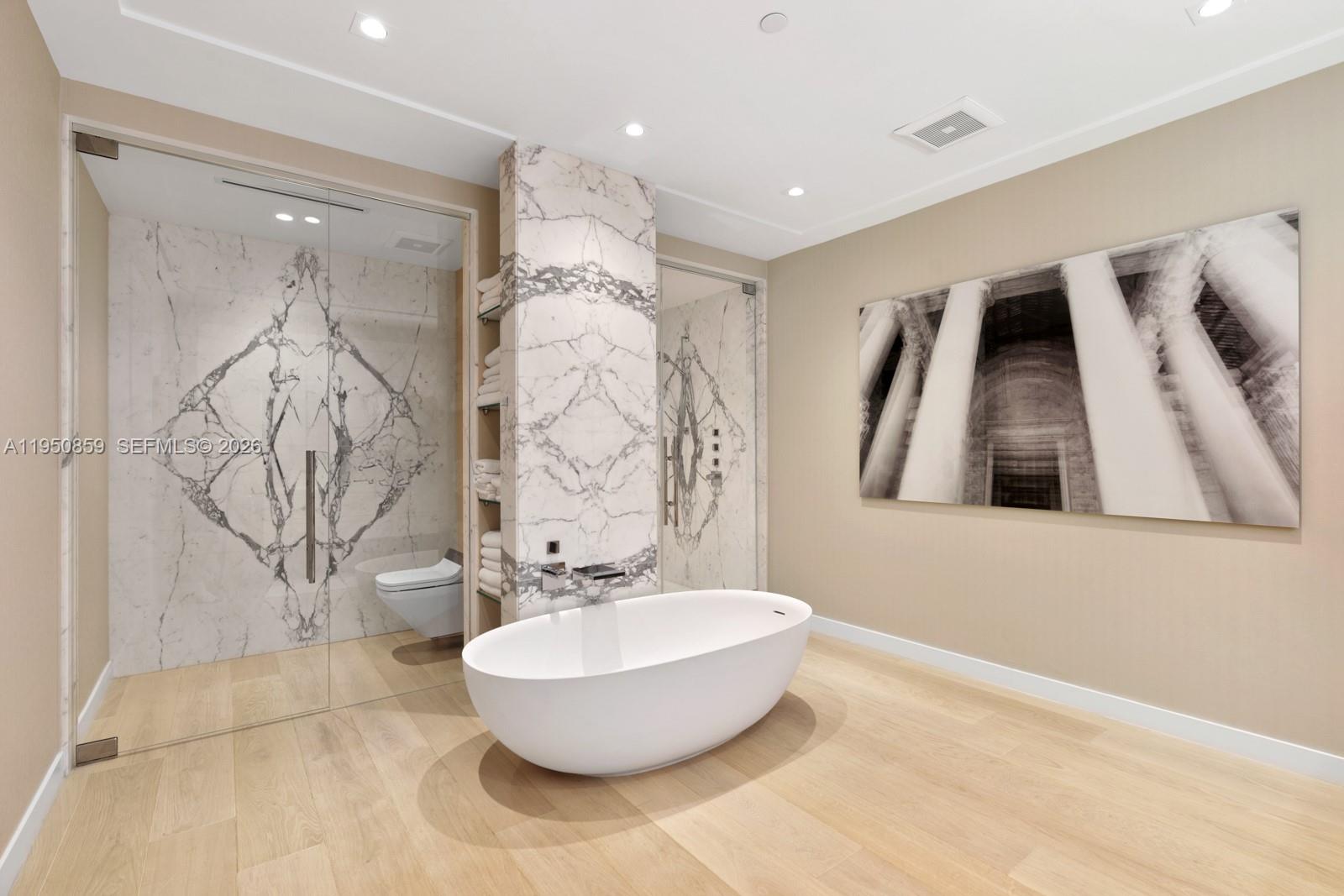 6800 Fisher Is Dr #6822 Miami Beach, FL 33109