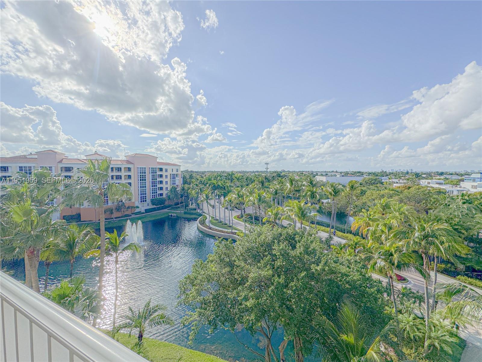 703 Crandon Blvd #PH-3