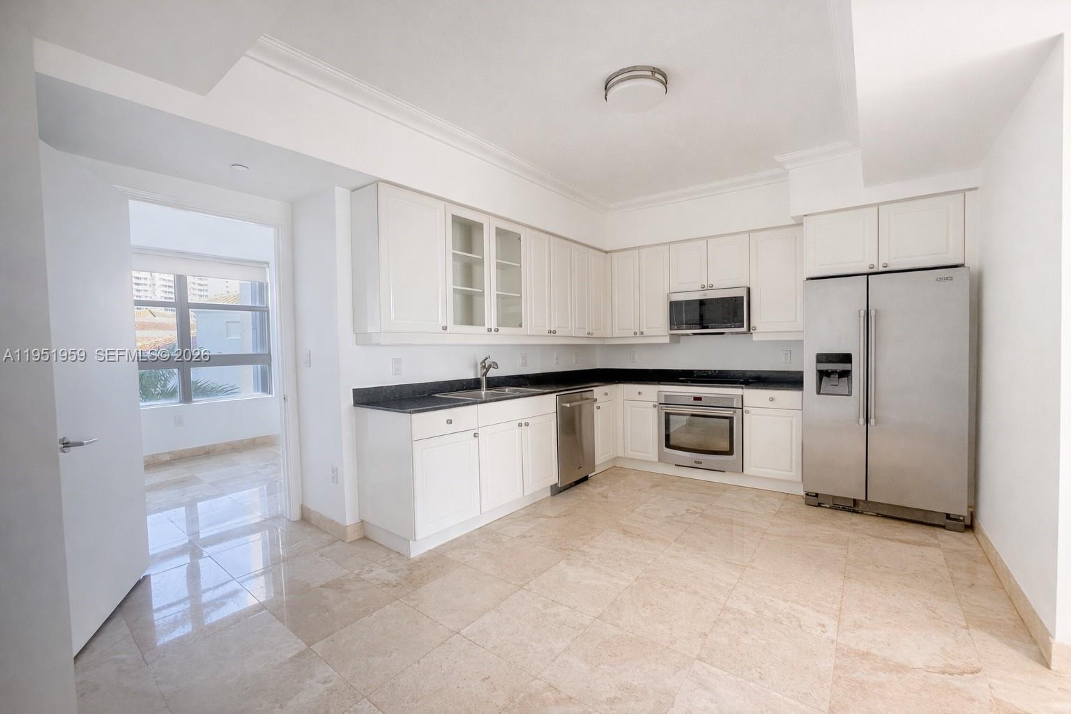 703 Crandon Blvd #PH-3 Key Biscayne, FL 33149