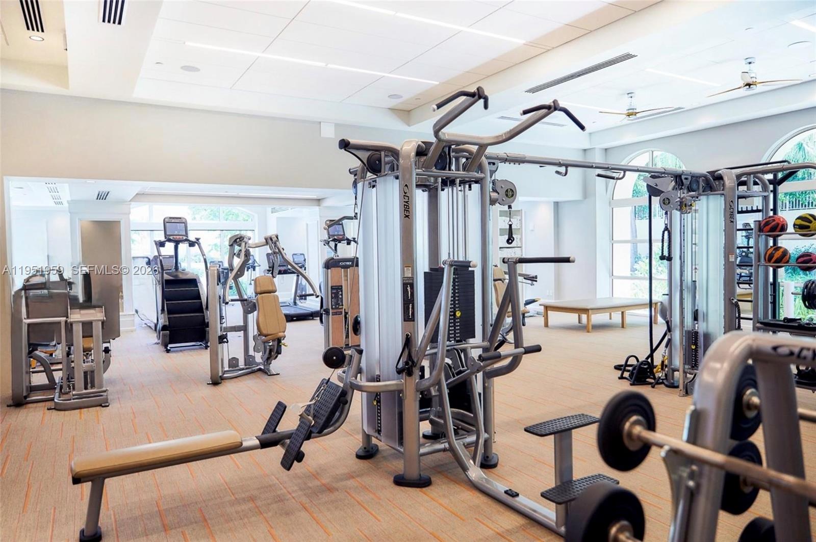 703 Crandon Blvd #PH-3 Key Biscayne, FL 33149