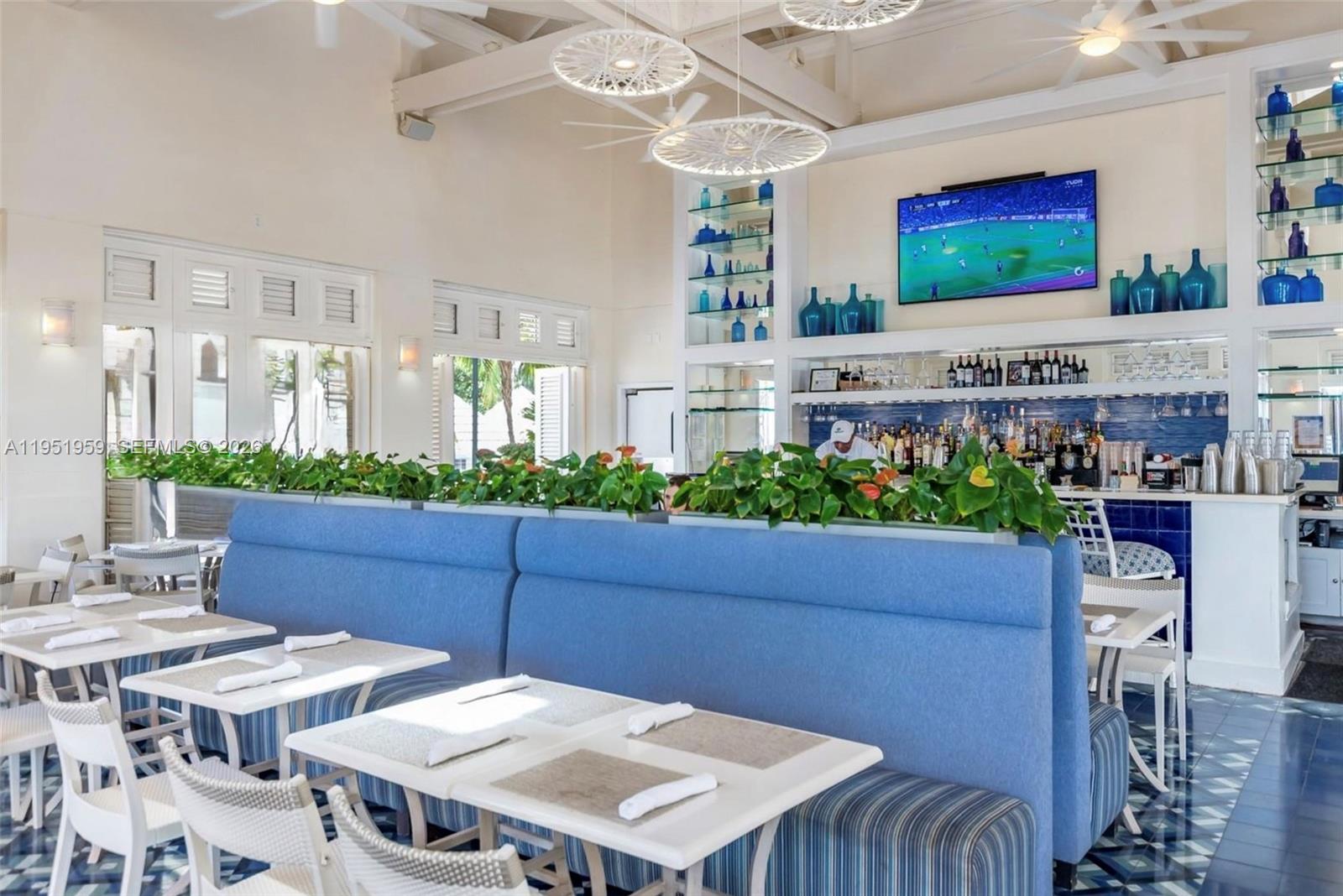 703 Crandon Blvd #PH-3 Key Biscayne, FL 33149