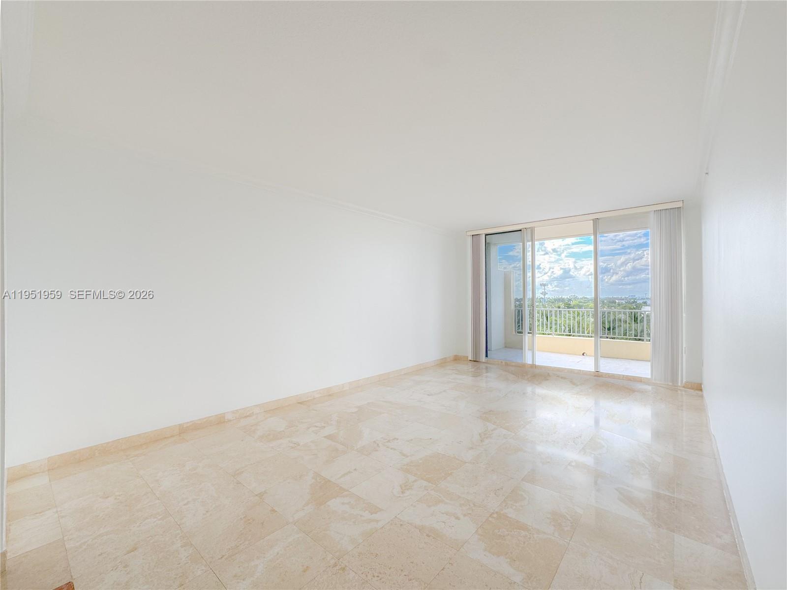 703 Crandon Blvd #PH-3 Key Biscayne, FL 33149