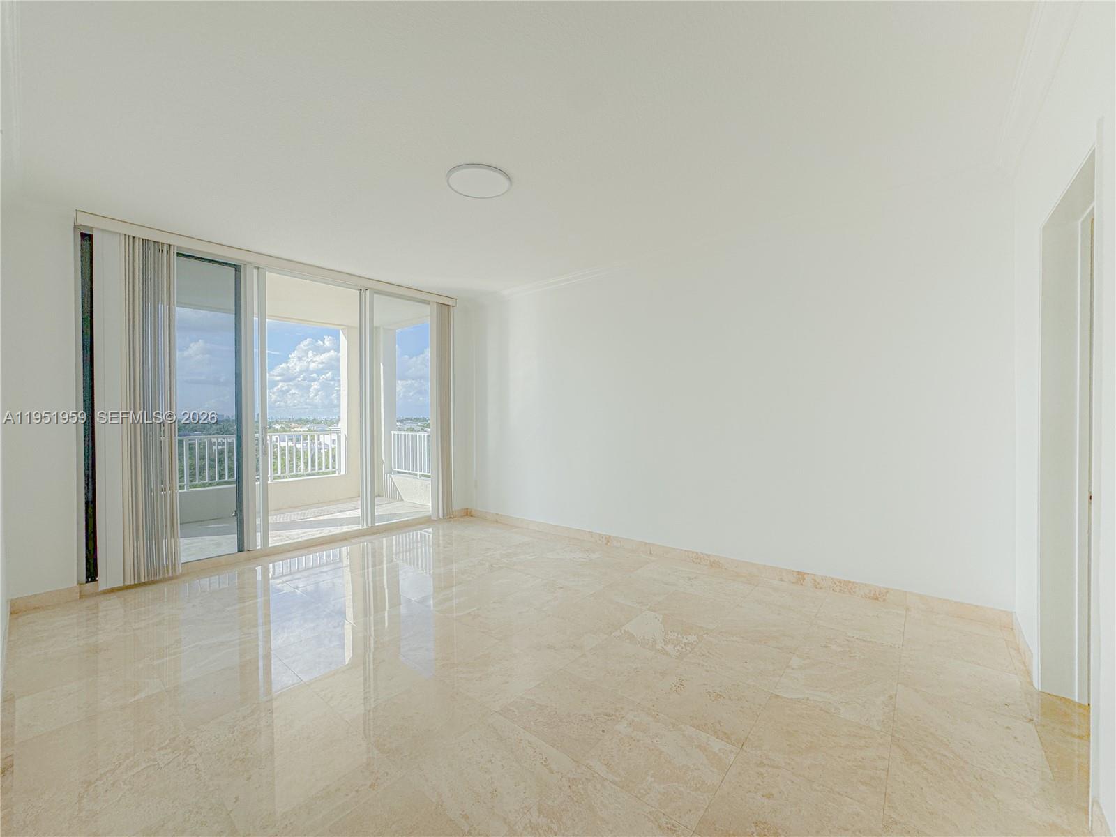 703 Crandon Blvd #PH-3 Key Biscayne, FL 33149