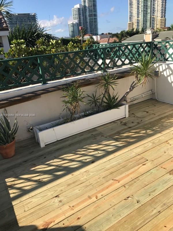 300 Euclid Ave #209 Miami Beach, FL 33139