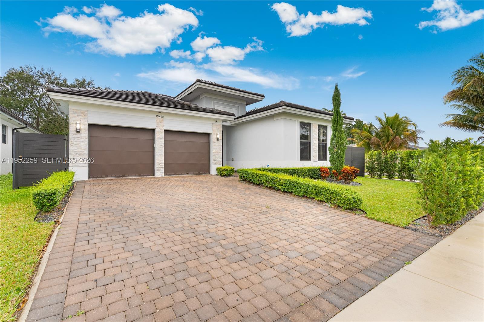 19410 SW 124th Ct Miami, FL 33177