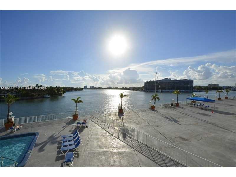 6770 Indian Crk Dr #5P Miami Beach, FL 33141