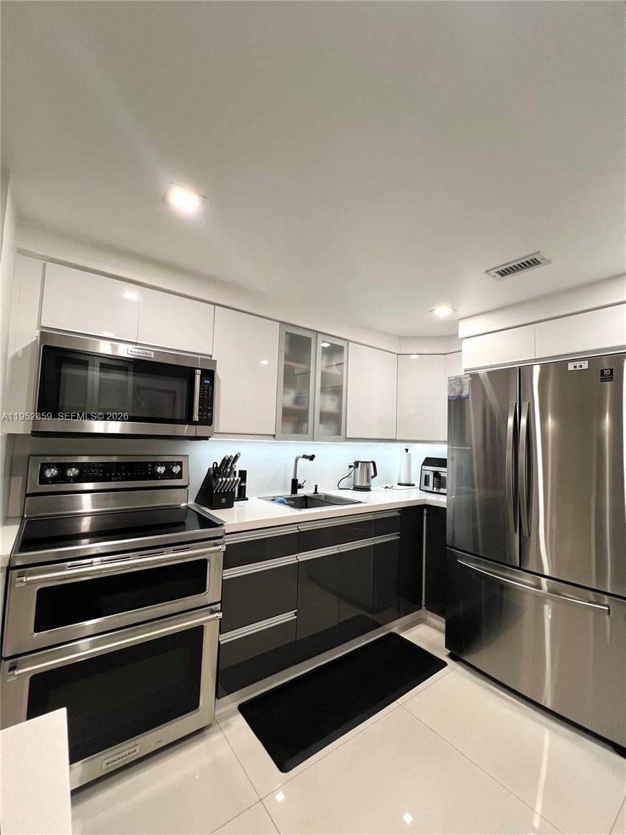 6770 Indian Crk Dr #5P Miami Beach, FL 33141