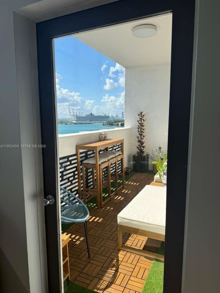 image South Bay Club9