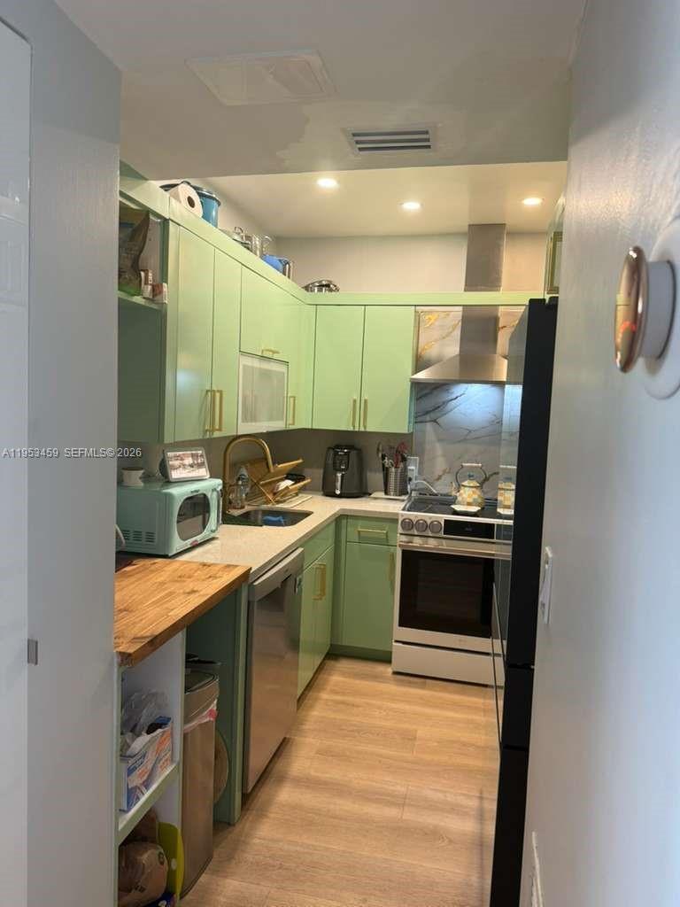 image South Bay Club11