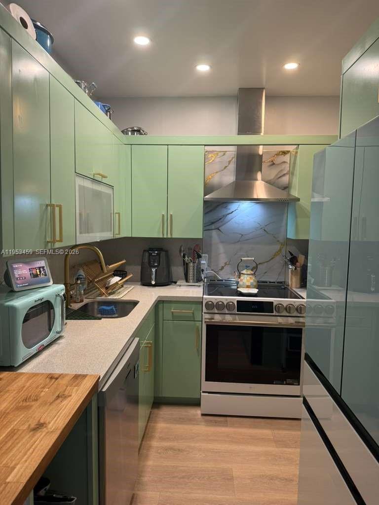 image South Bay Club14