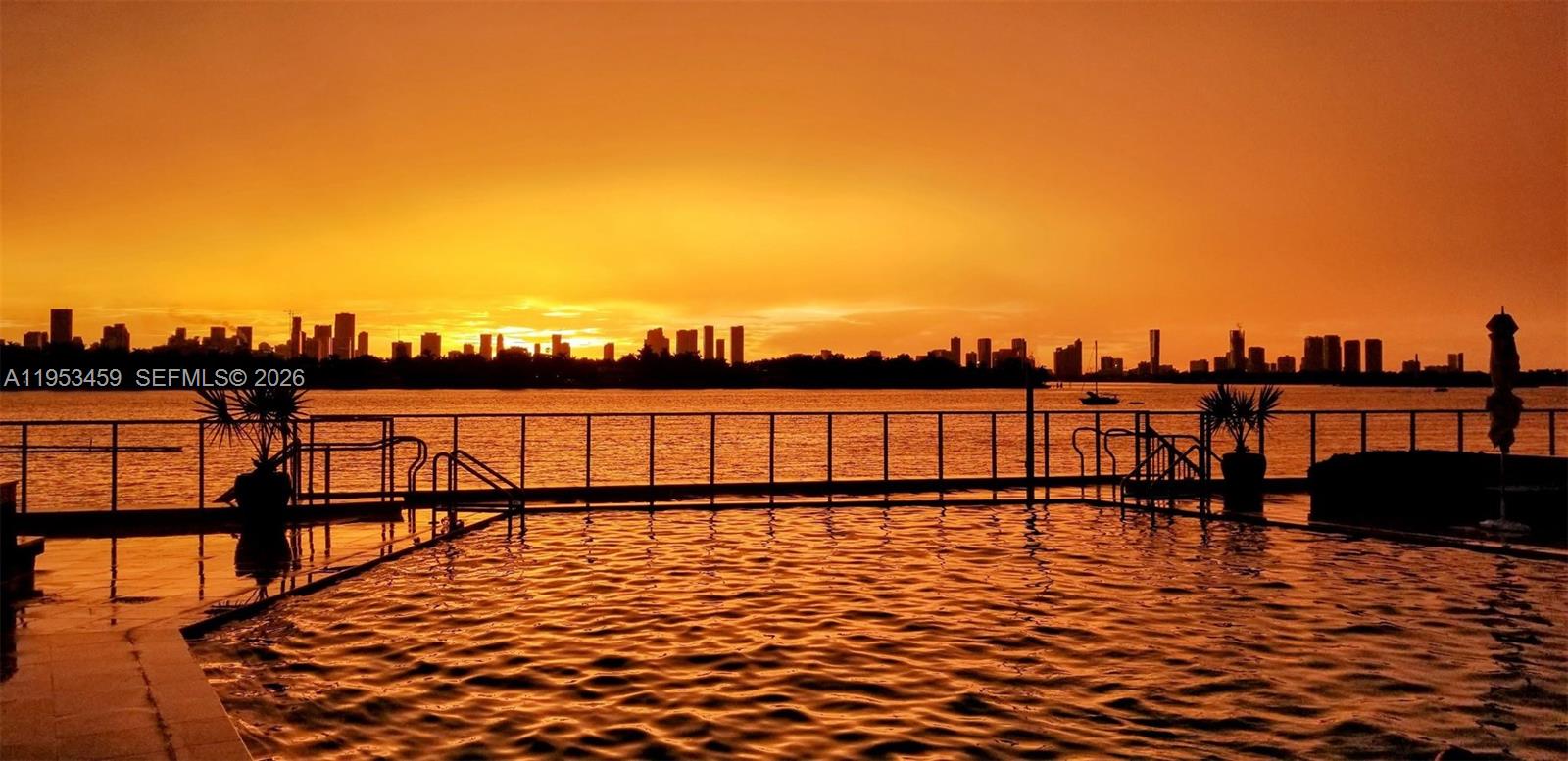 image South Bay Club29