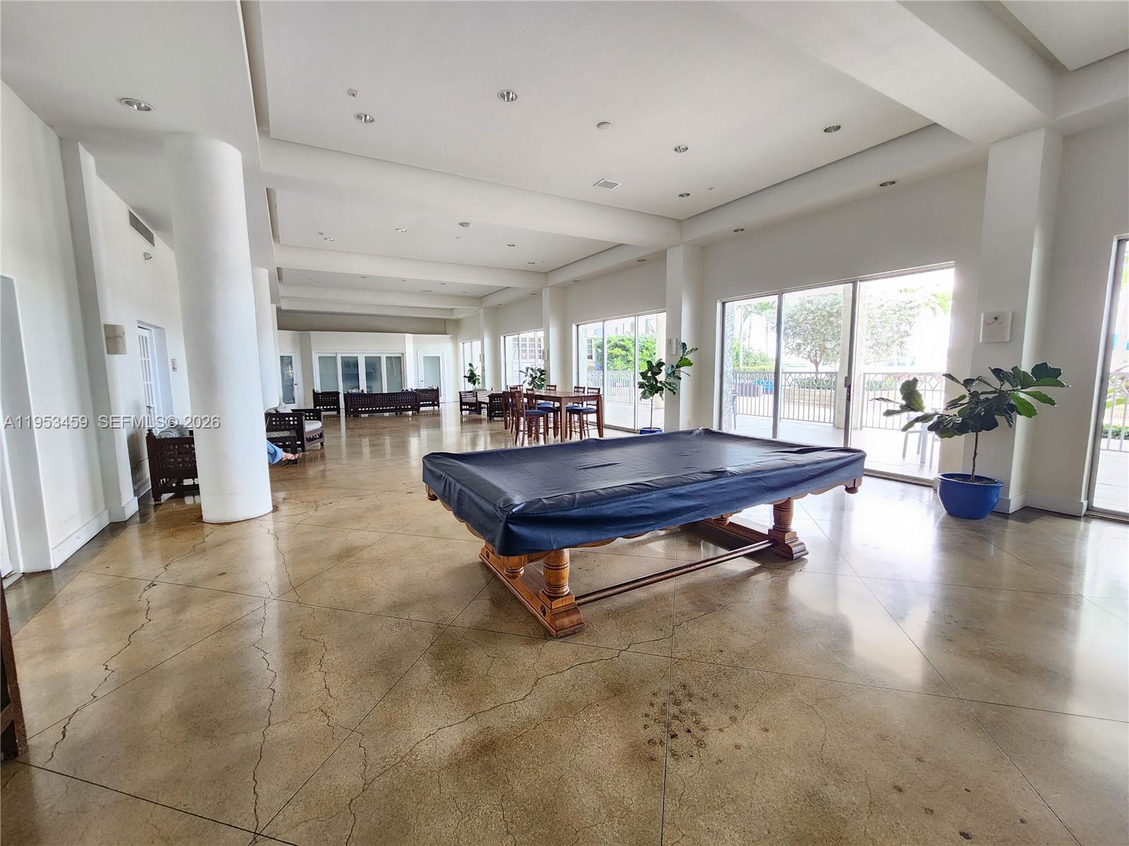 image South Bay Club36