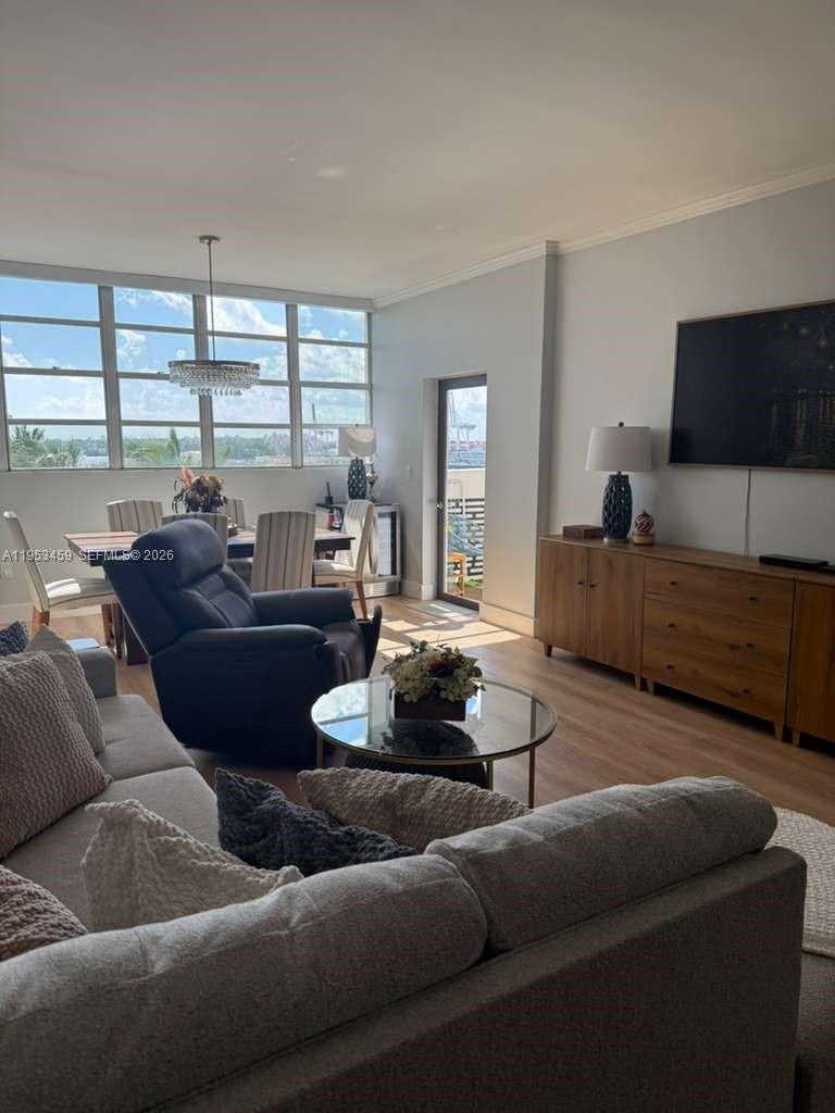 image South Bay Club3