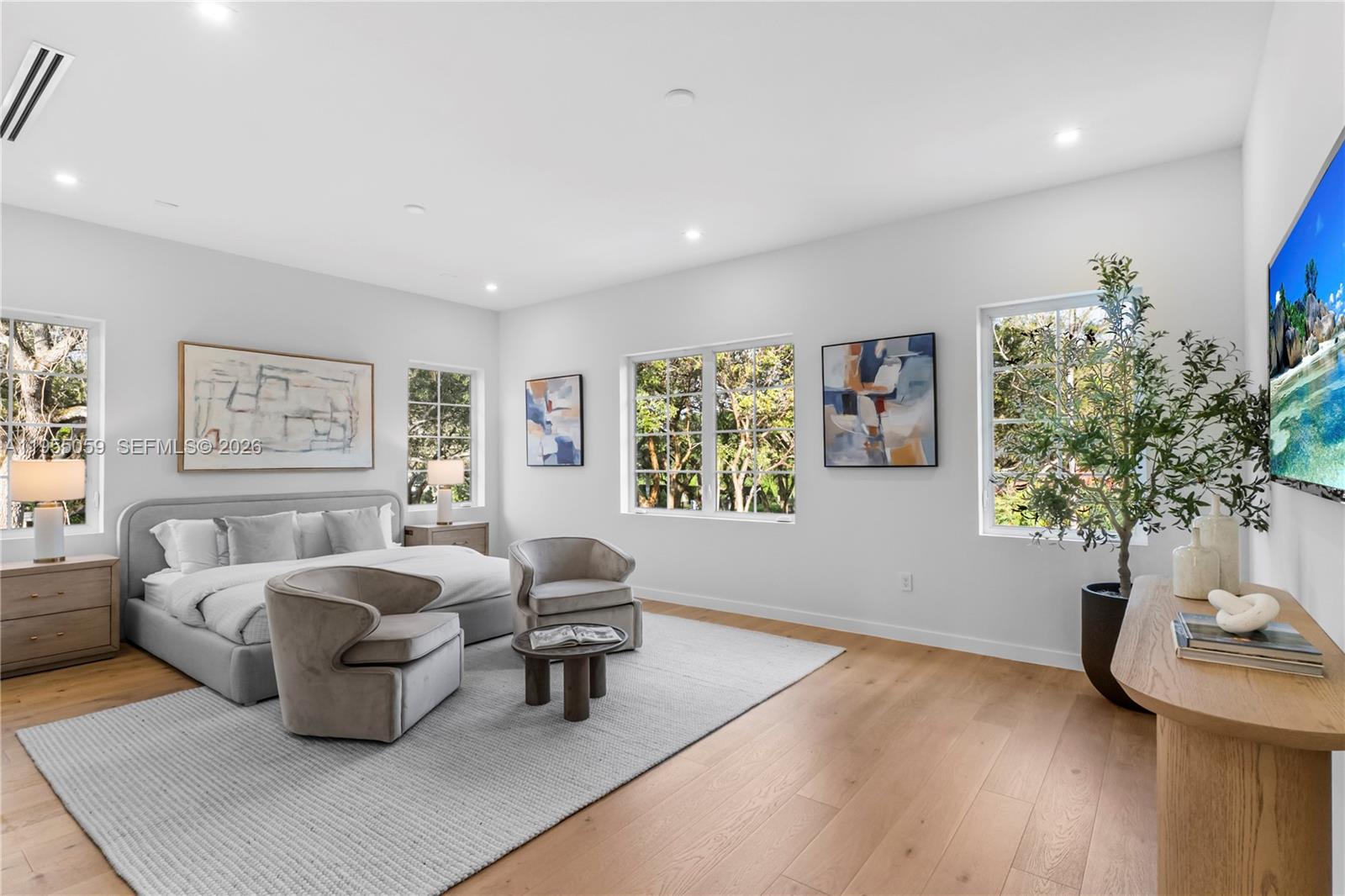 7605 SW 71st Ave Miami, FL 33143