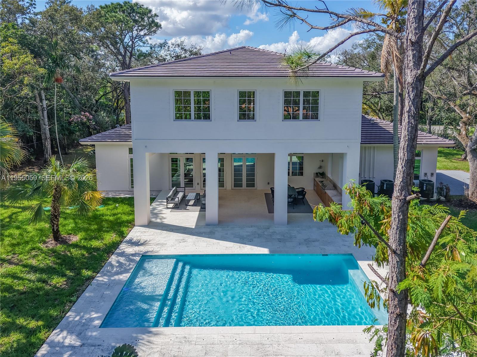 7605 SW 71st Ave Miami, FL 33143