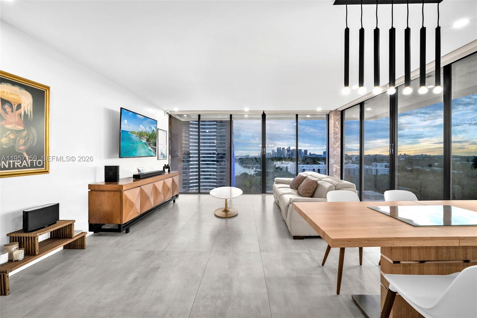 780 NE 69th St #1509 Miami, FL 33138