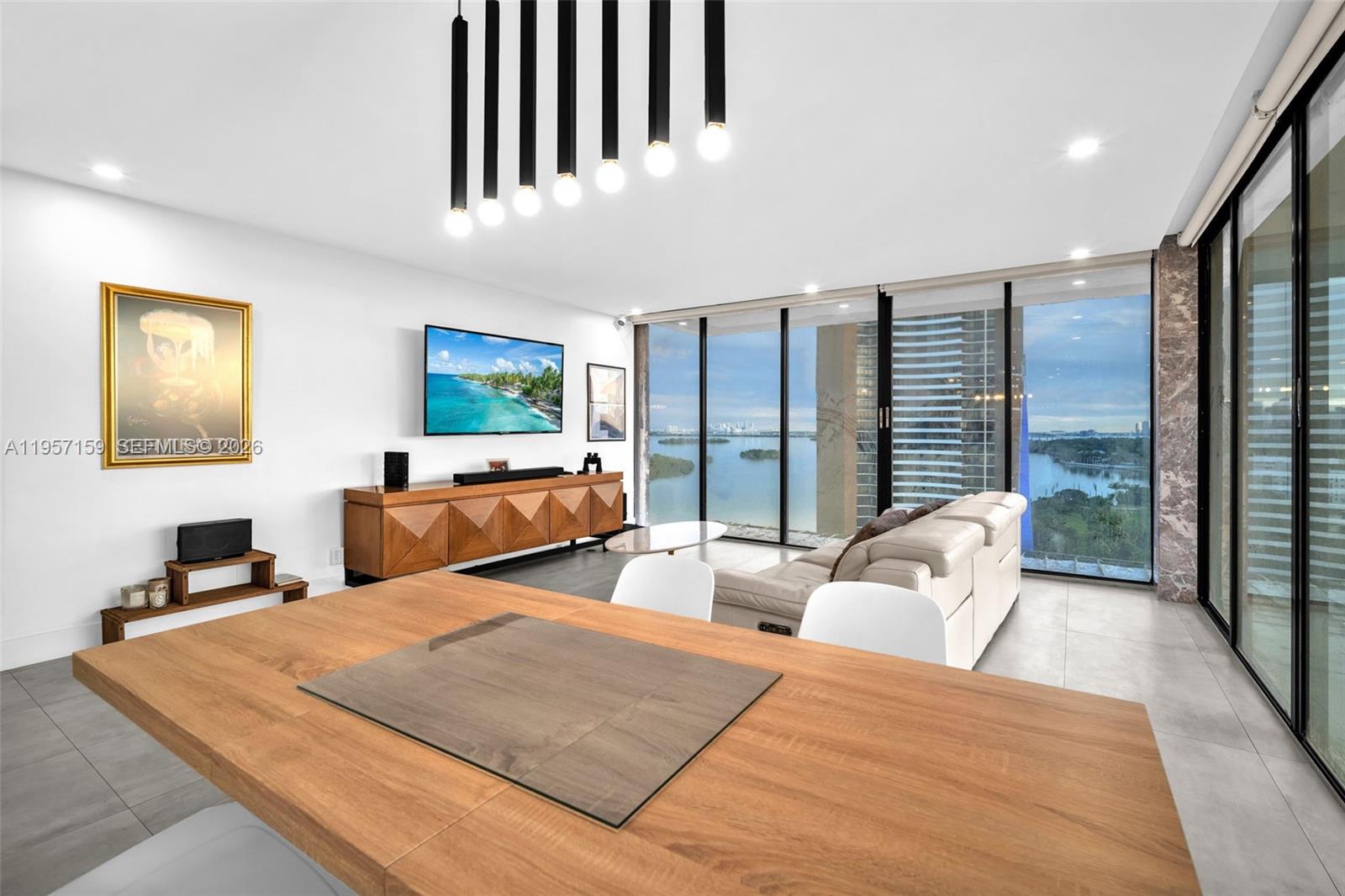 780 NE 69th St #1509 Miami, FL 33138