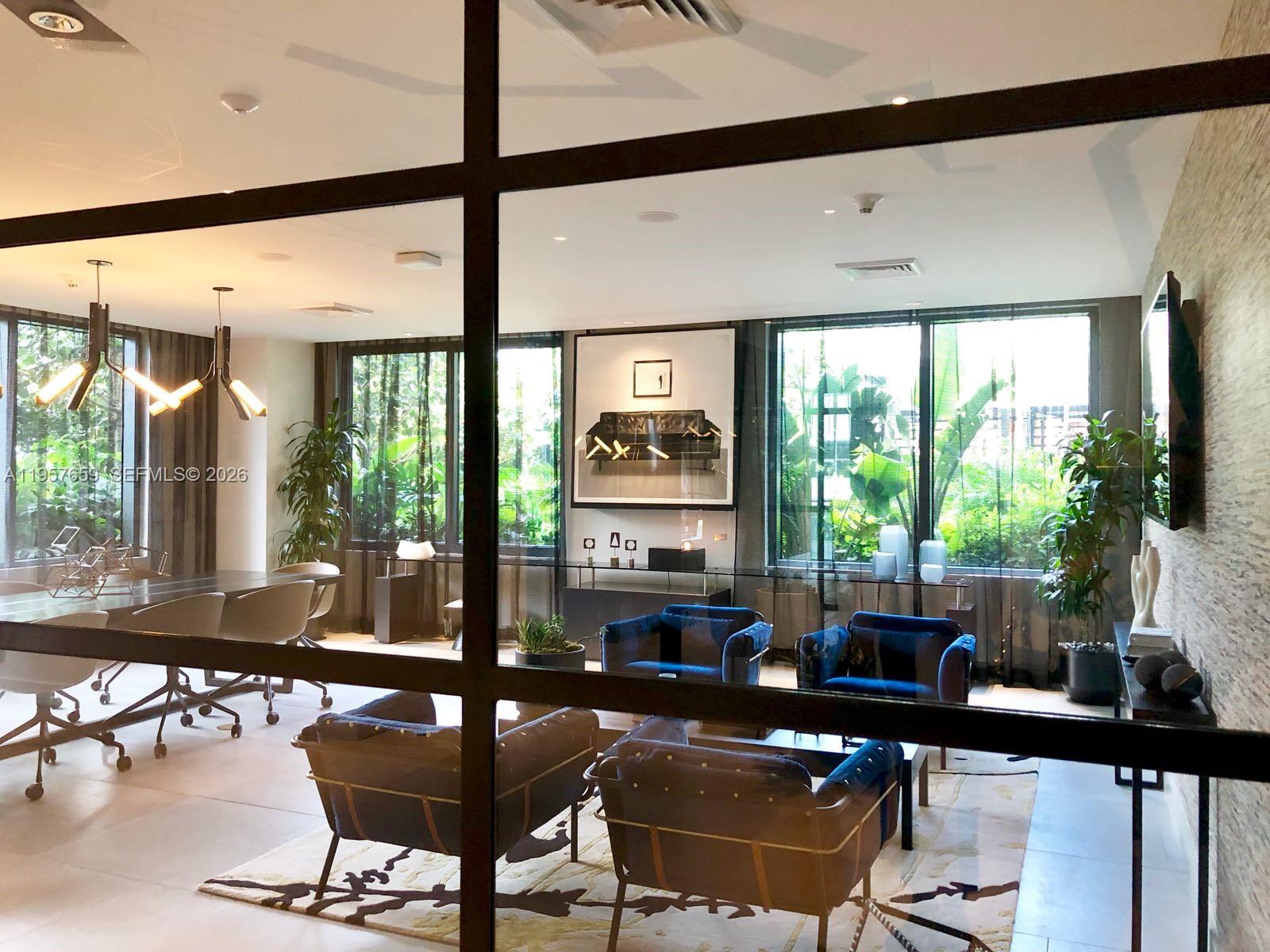 image Hyde Midtown41