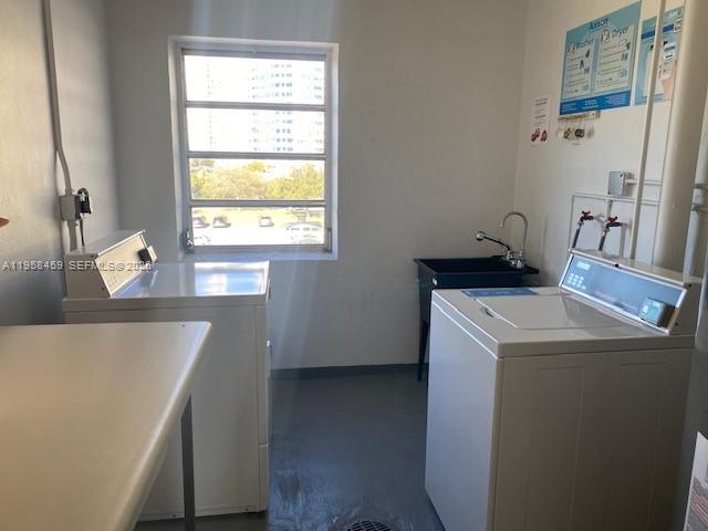 2851 Leonard Dr #J405 Aventura, FL 33160