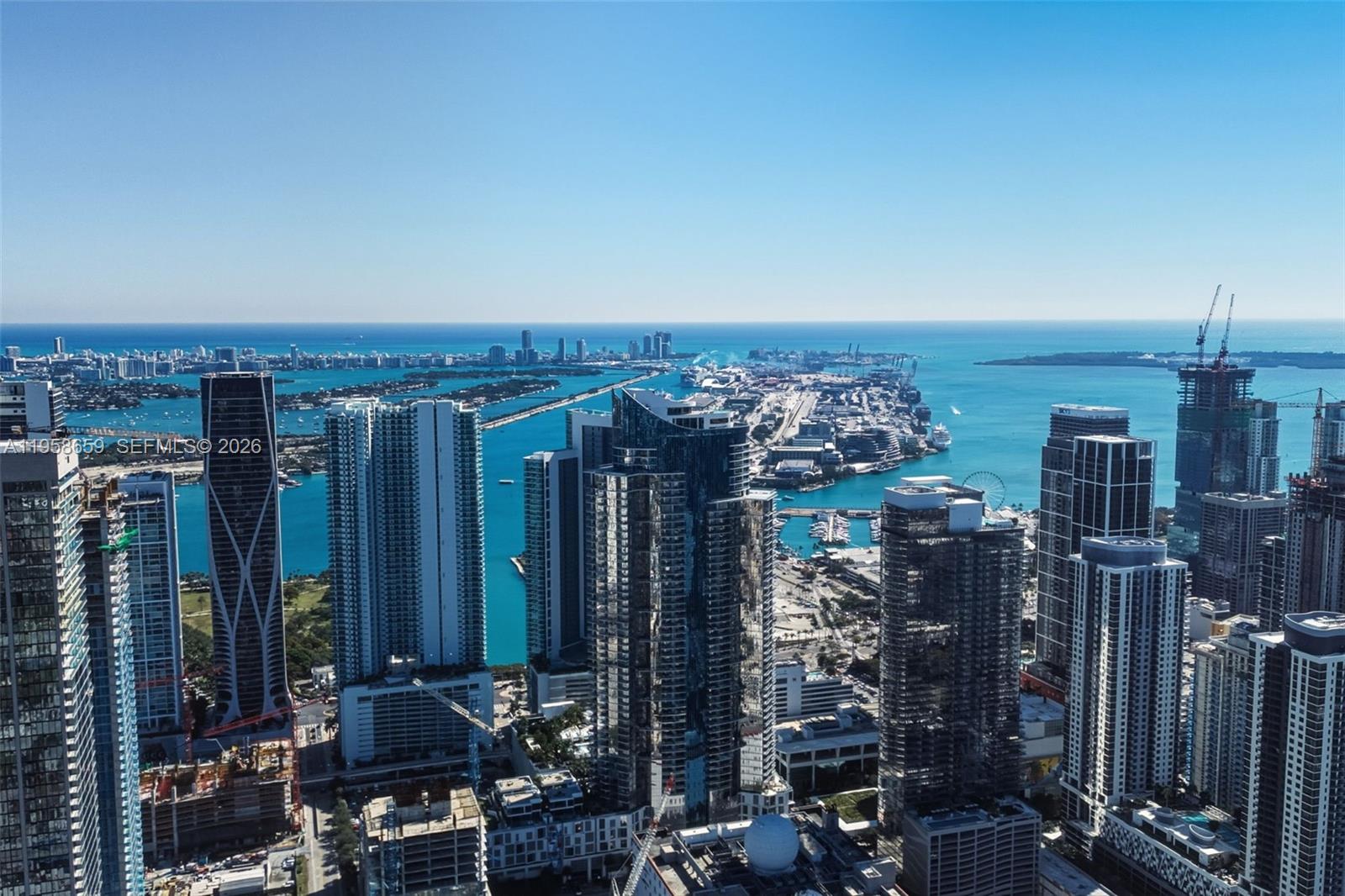 image Paramount Miami Worldcenter1