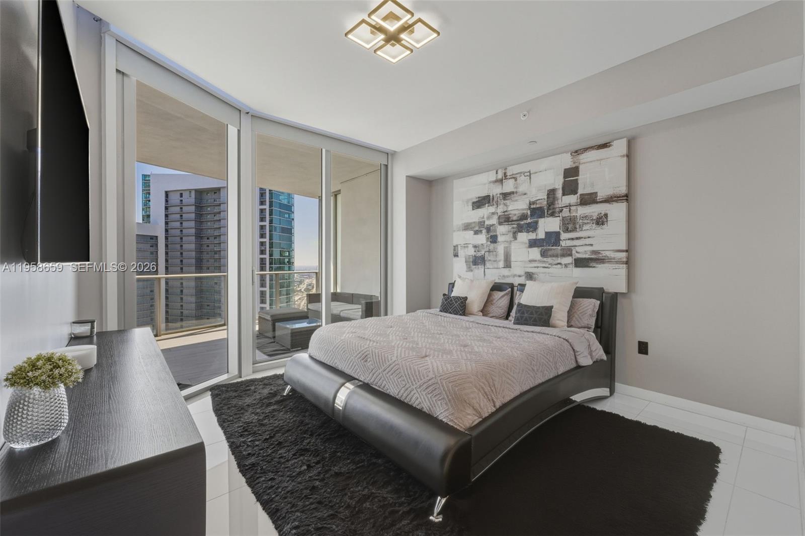 image Paramount Miami Worldcenter19